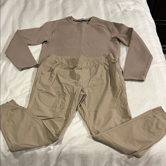 FLX Other - FLX jogger and crew neck set